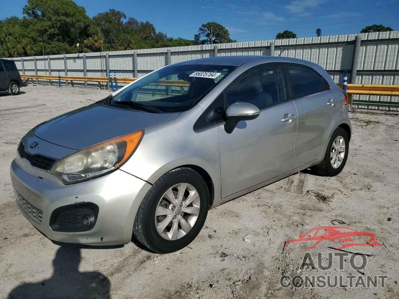 KIA RIO 2013 - KNADN5A3XD6160086
