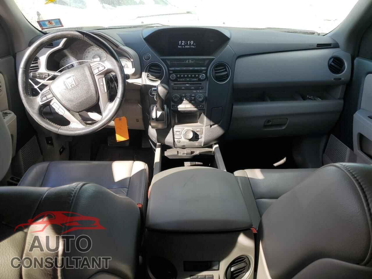 HONDA PILOT 2012 - 5FNYF4H92CB018131
