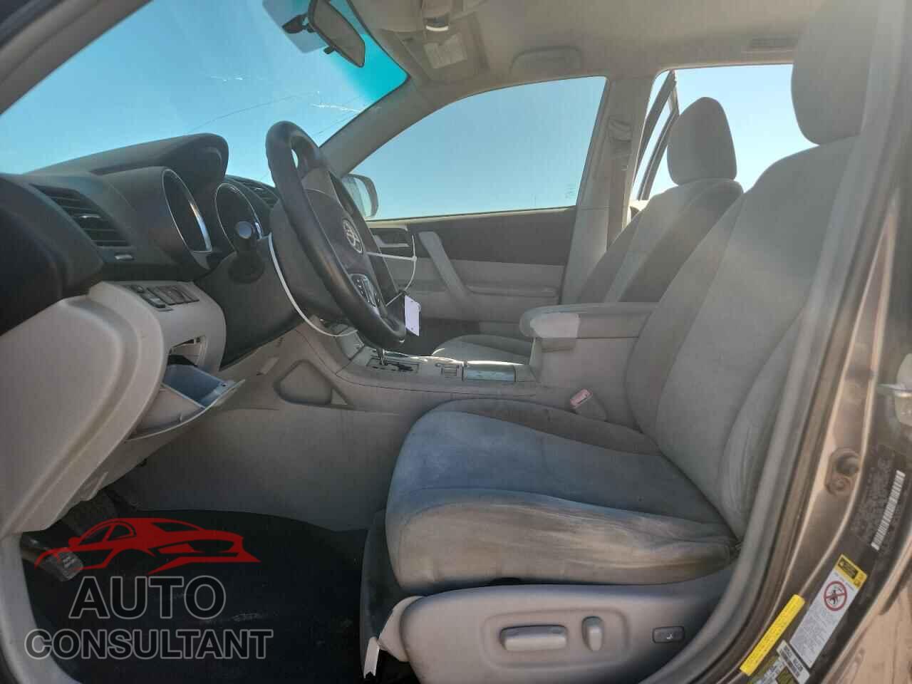 TOYOTA HIGHLANDER 2013 - 5TDZK3EH8DS090776