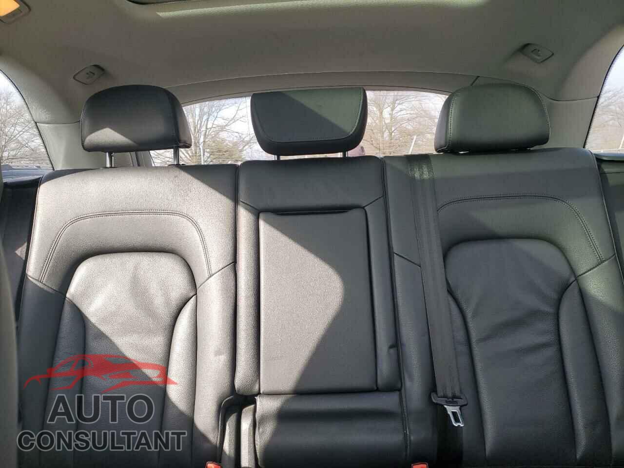 AUDI Q5 2014 - WA1DGAFP7EA044158