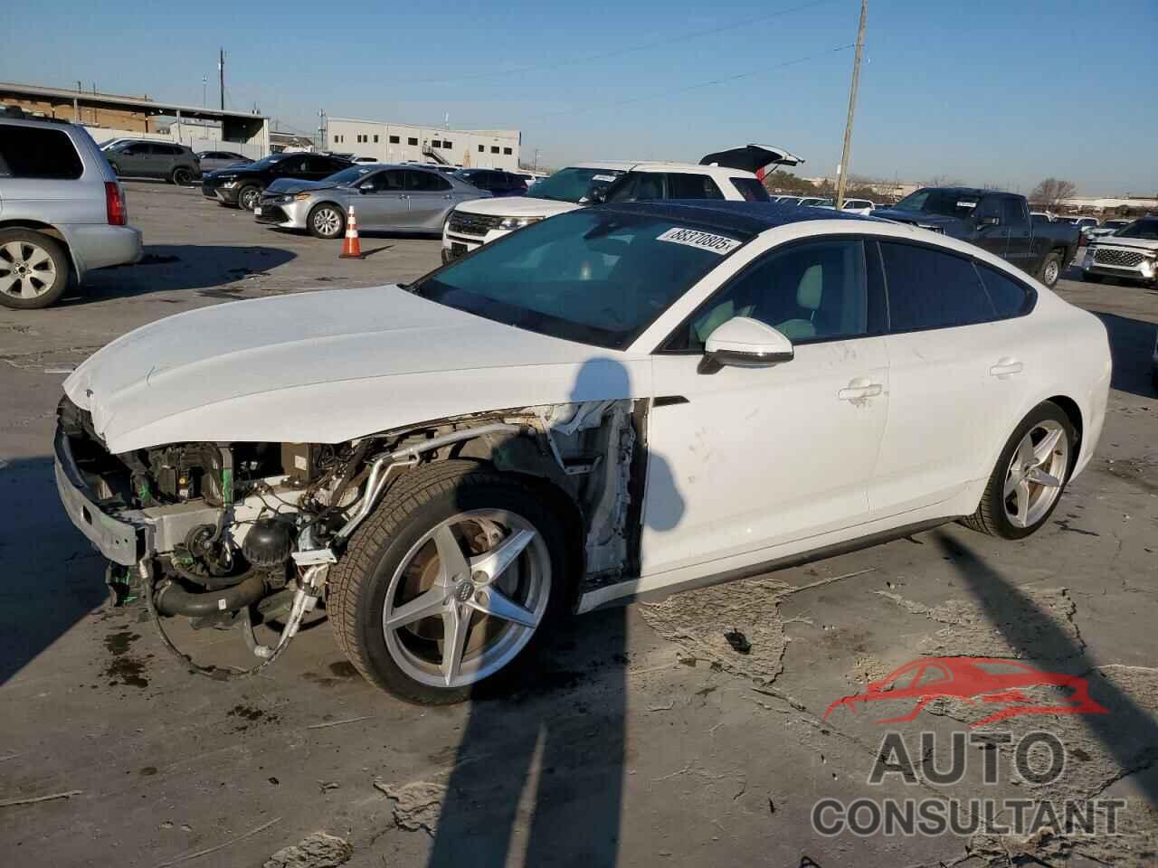 AUDI A5 2019 - WAUDNCF51KA100030