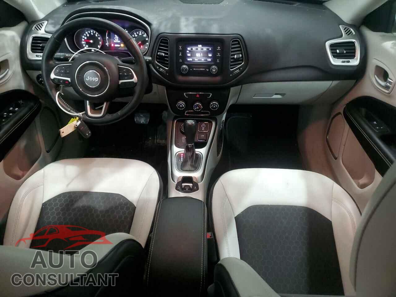 JEEP COMPASS 2018 - 3C4NJDBB5JT126934