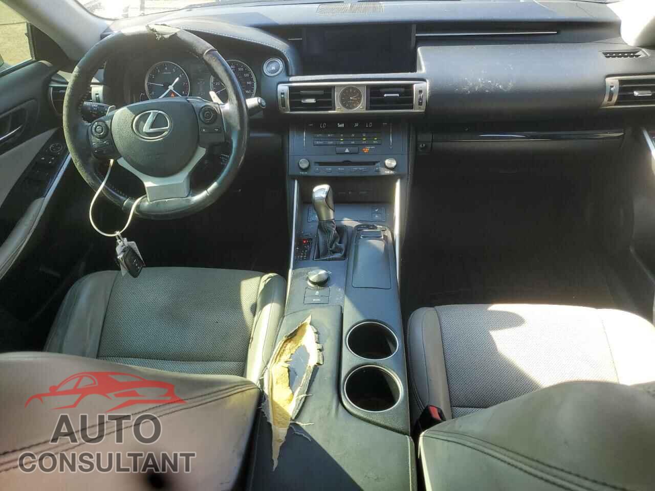 LEXUS IS 2016 - JTHCM1D28G5010337