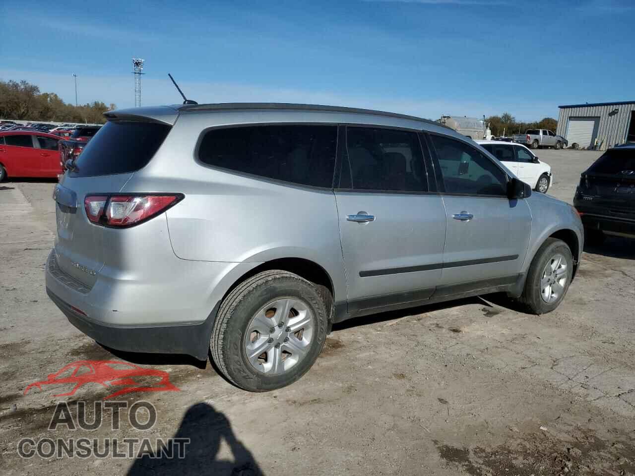 CHEVROLET TRAVERSE 2015 - 1GNKRFED5FJ152203