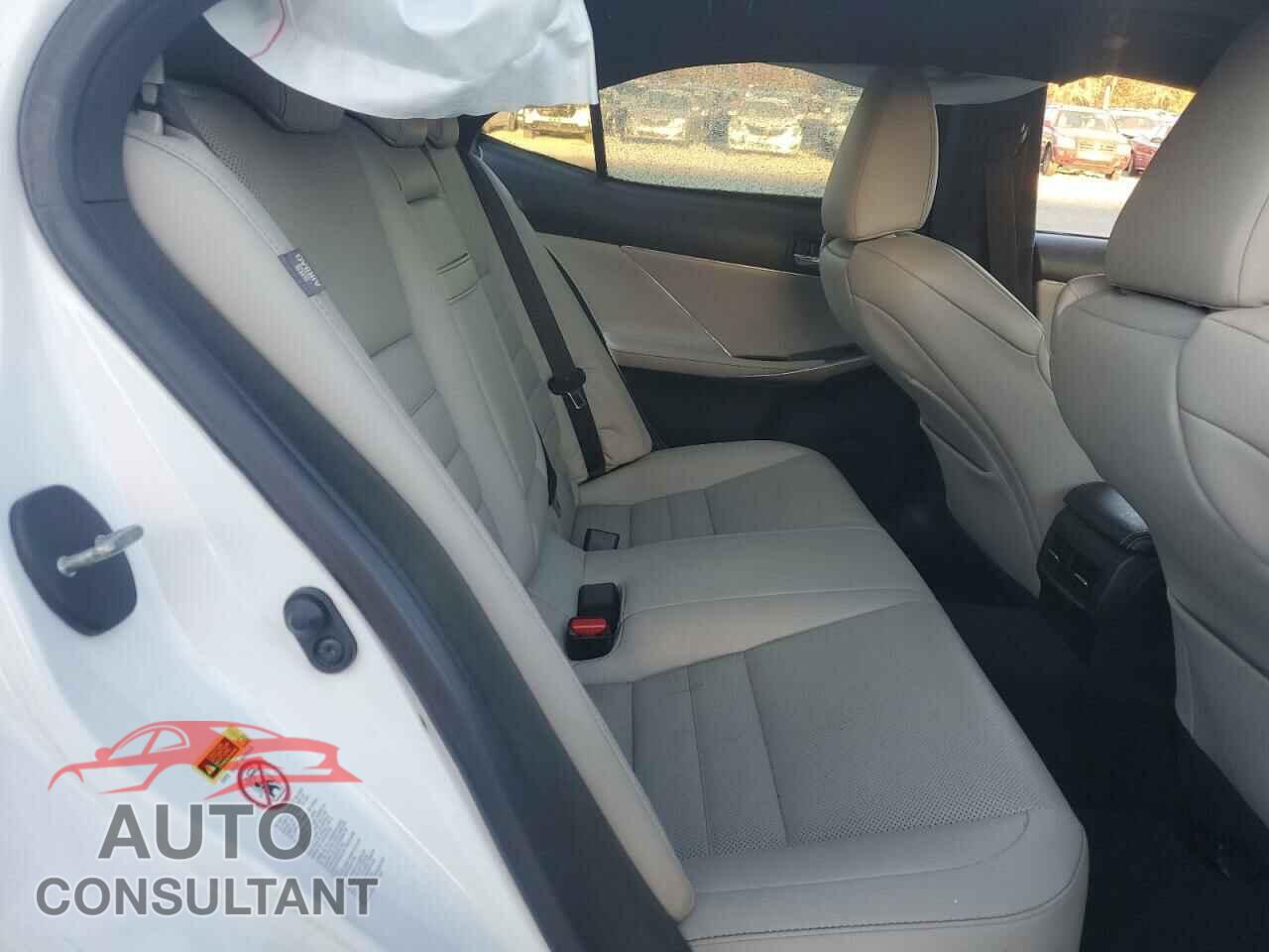LEXUS IS 2015 - JTHCF1D28F5018933