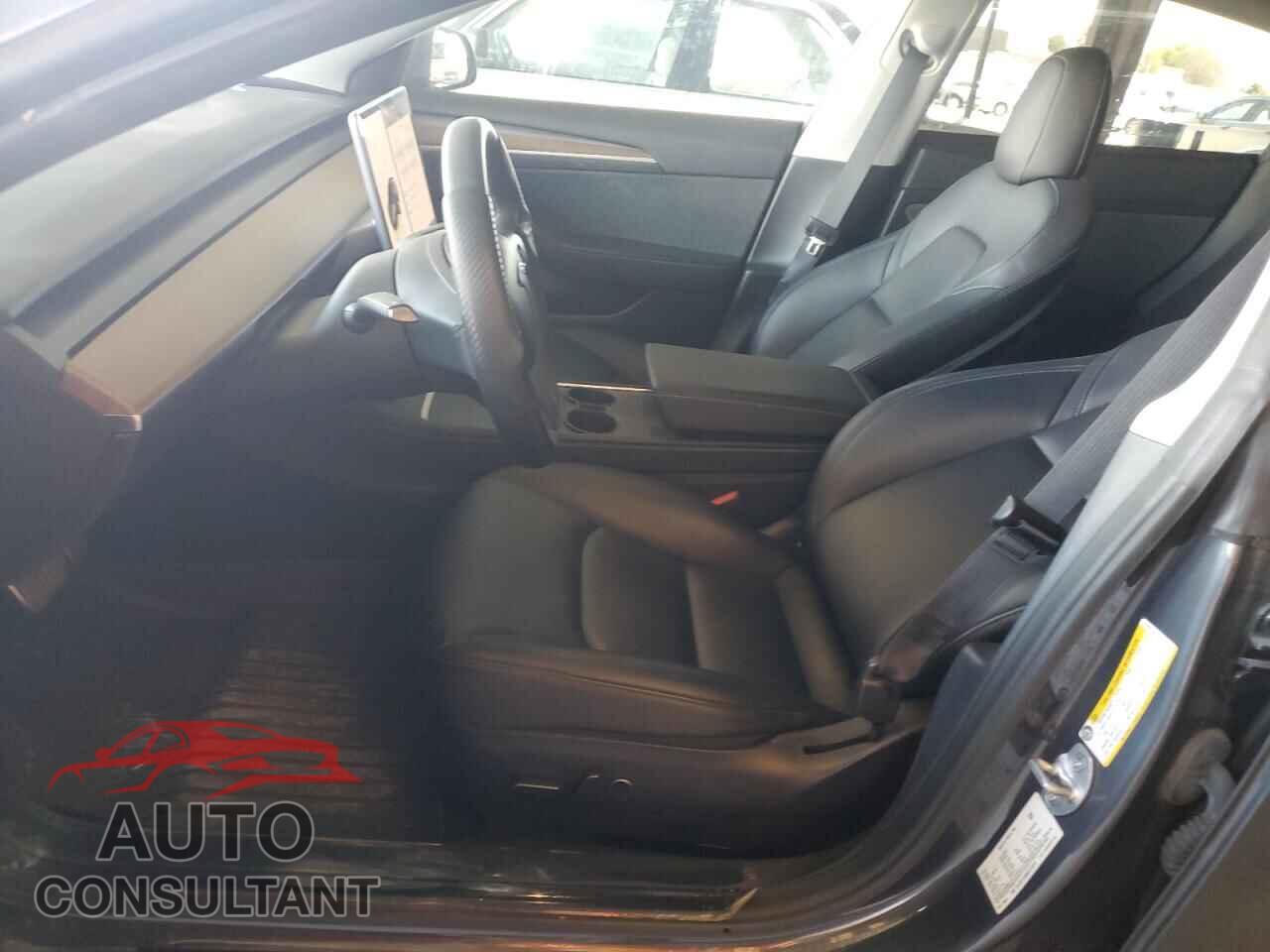TESLA MODEL 3 2022 - 5YJ3E1EA6NF212870