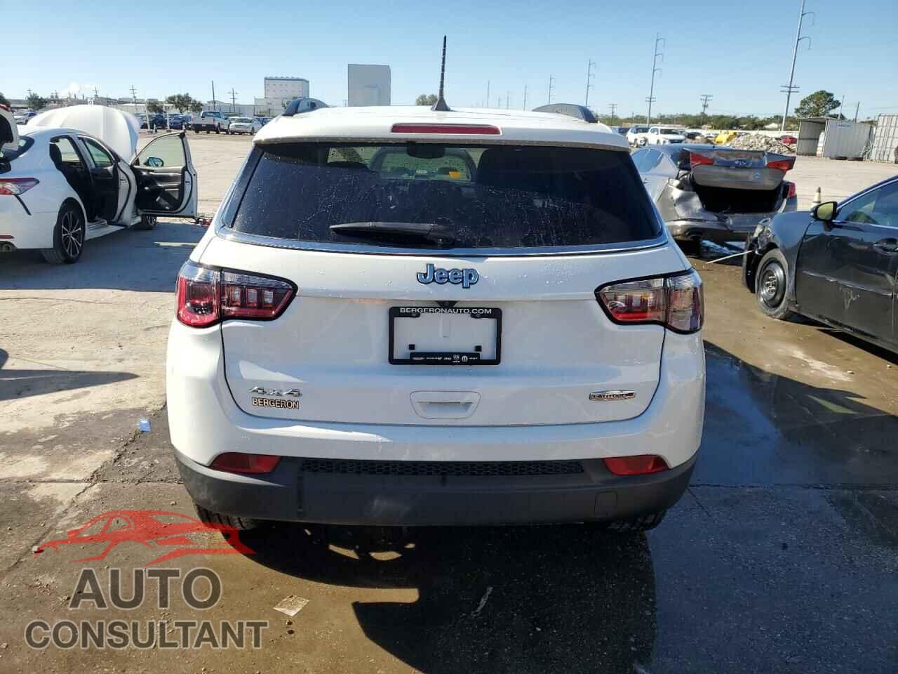 JEEP COMPASS 2022 - 3C4NJDFB7NT232964