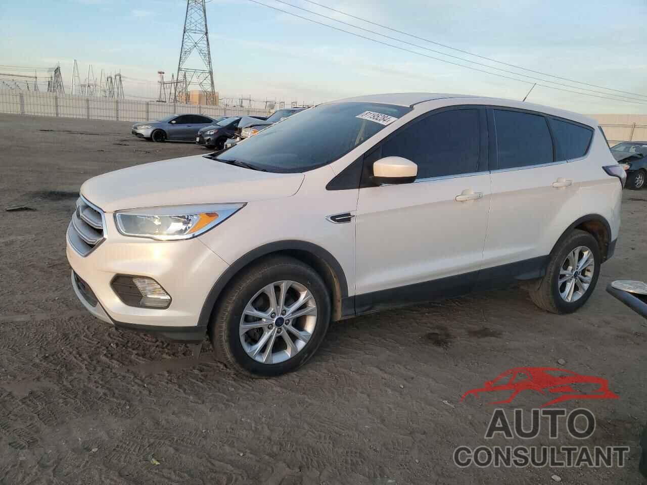FORD ESCAPE 2017 - 1FMCU0GD6HUE38533