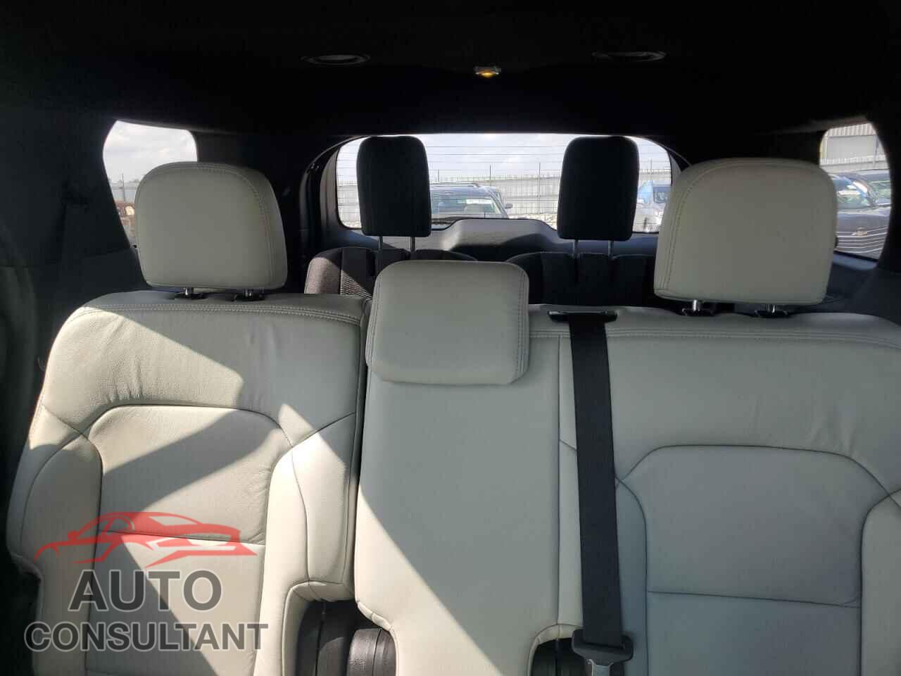 FORD EXPLORER 2016 - 1FM5K7D88GGC47370