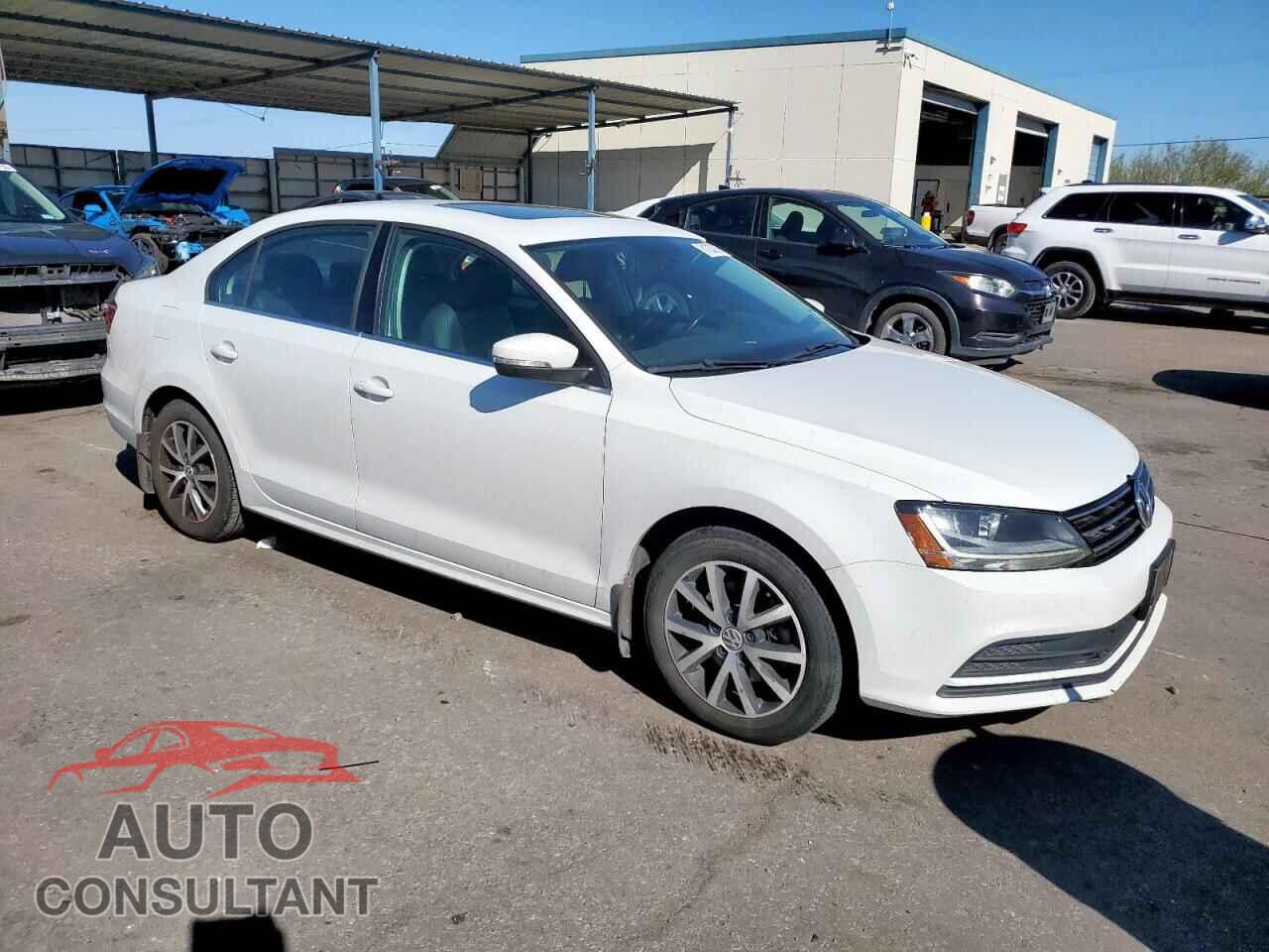 VOLKSWAGEN JETTA 2017 - 3VWDB7AJ7HM332003