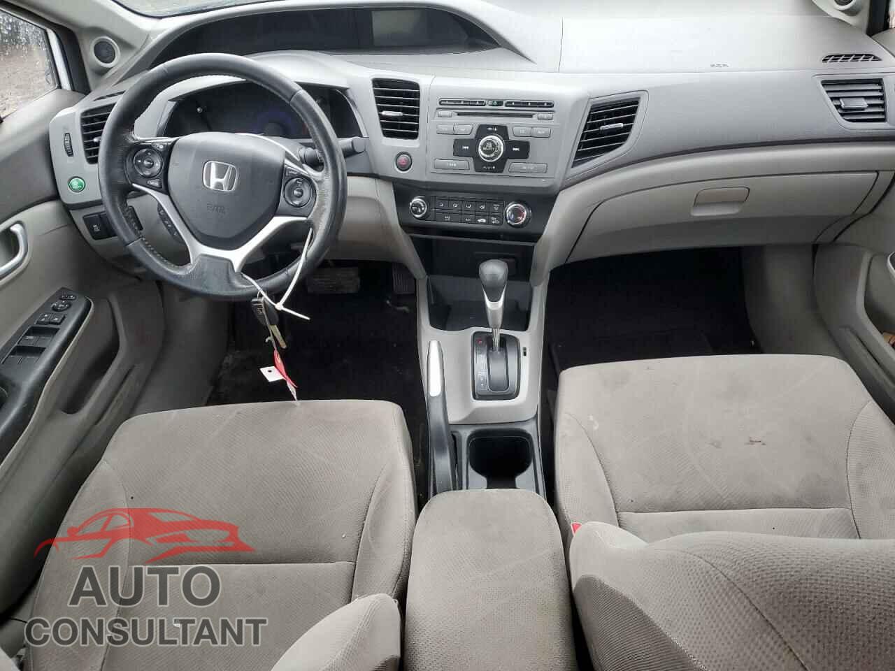 HONDA CIVIC 2012 - 2HGFB2F52CH108771