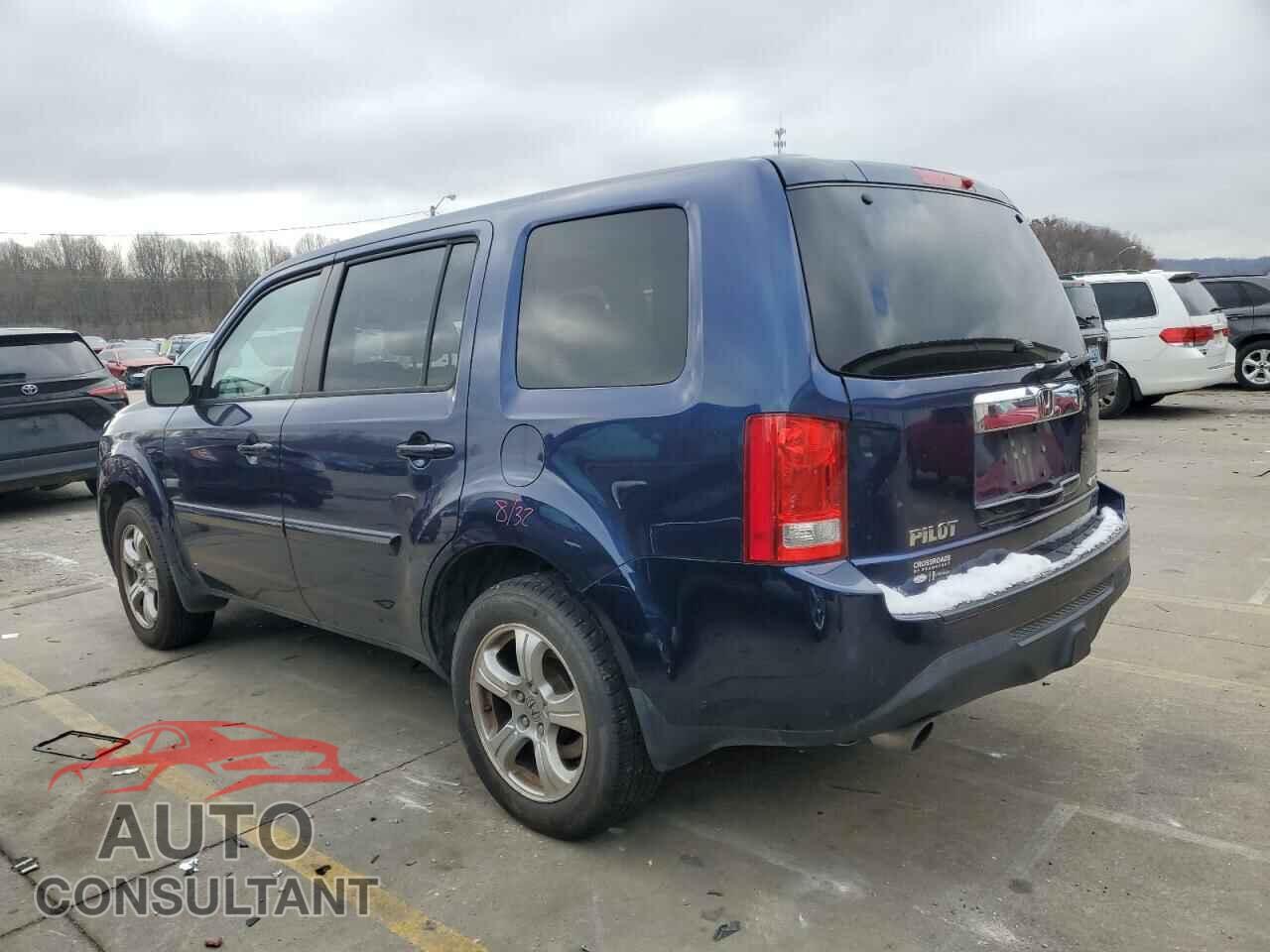 HONDA PILOT 2013 - 5FNYF4H70DB038863