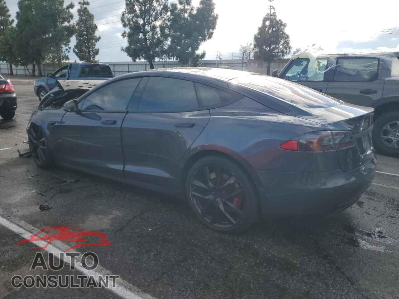 TESLA MODEL S 2018 - 5YJSA1E42JF263696