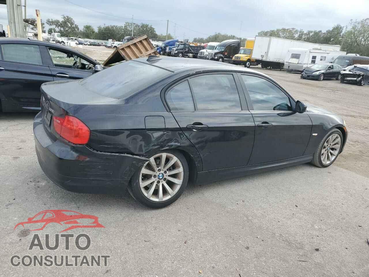 BMW 3 SERIES 2011 - WBAPH7C52BE673883