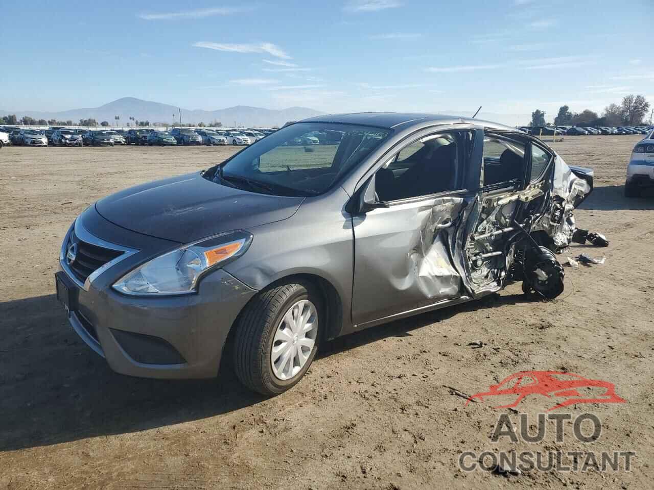 NISSAN VERSA 2017 - 3N1CN7AP8HL843870