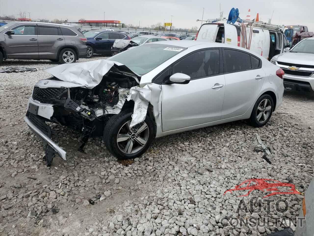 KIA FORTE 2018 - 3KPFL4A72JE174343