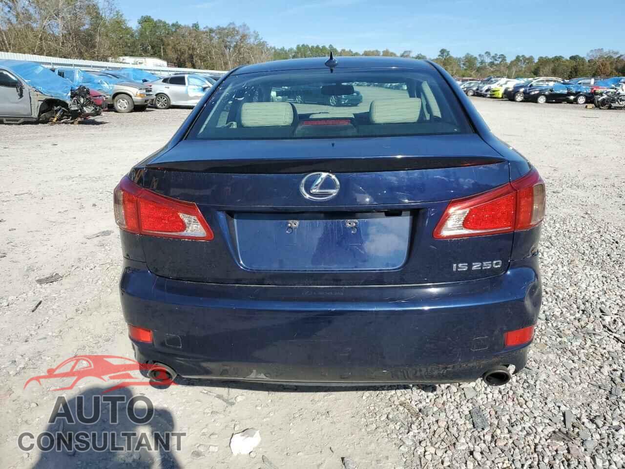 LEXUS IS 2011 - JTHBF5C28B5151965