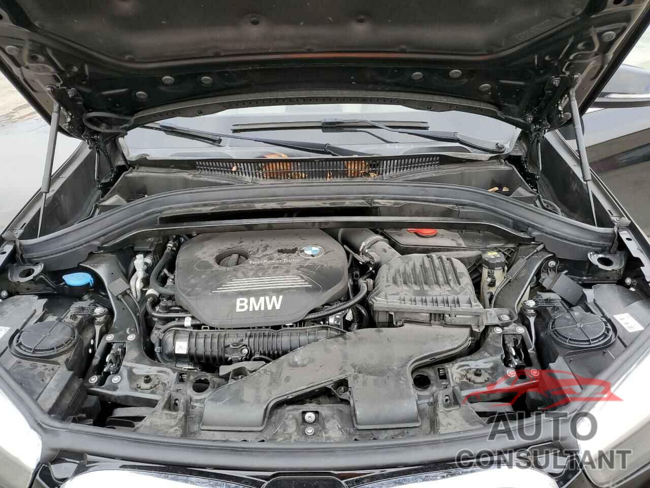 BMW X1 2018 - WBXHT3C38J5L27433