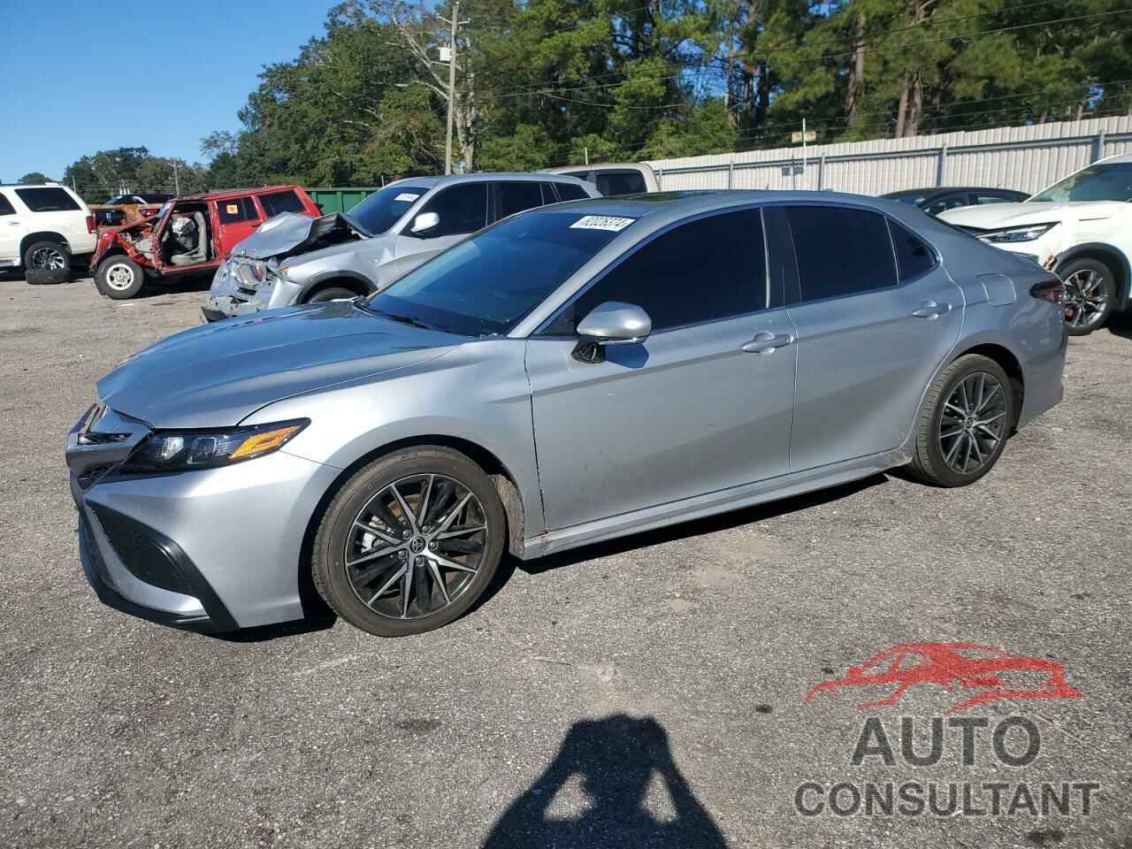 TOYOTA CAMRY 2022 - 4T1G11BK7NU054584