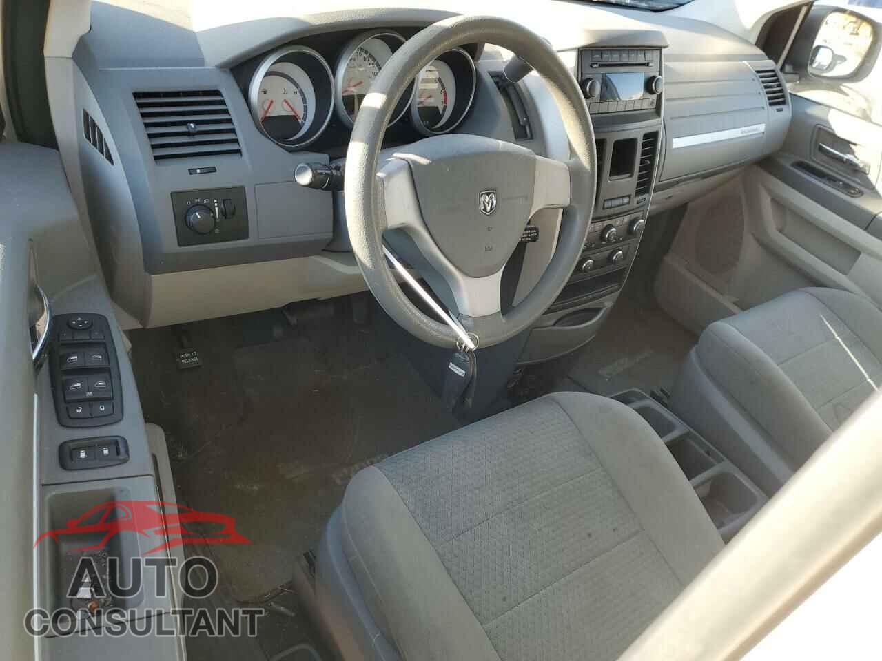 DODGE CARAVAN 2010 - 2D4RN4DE1AR292015