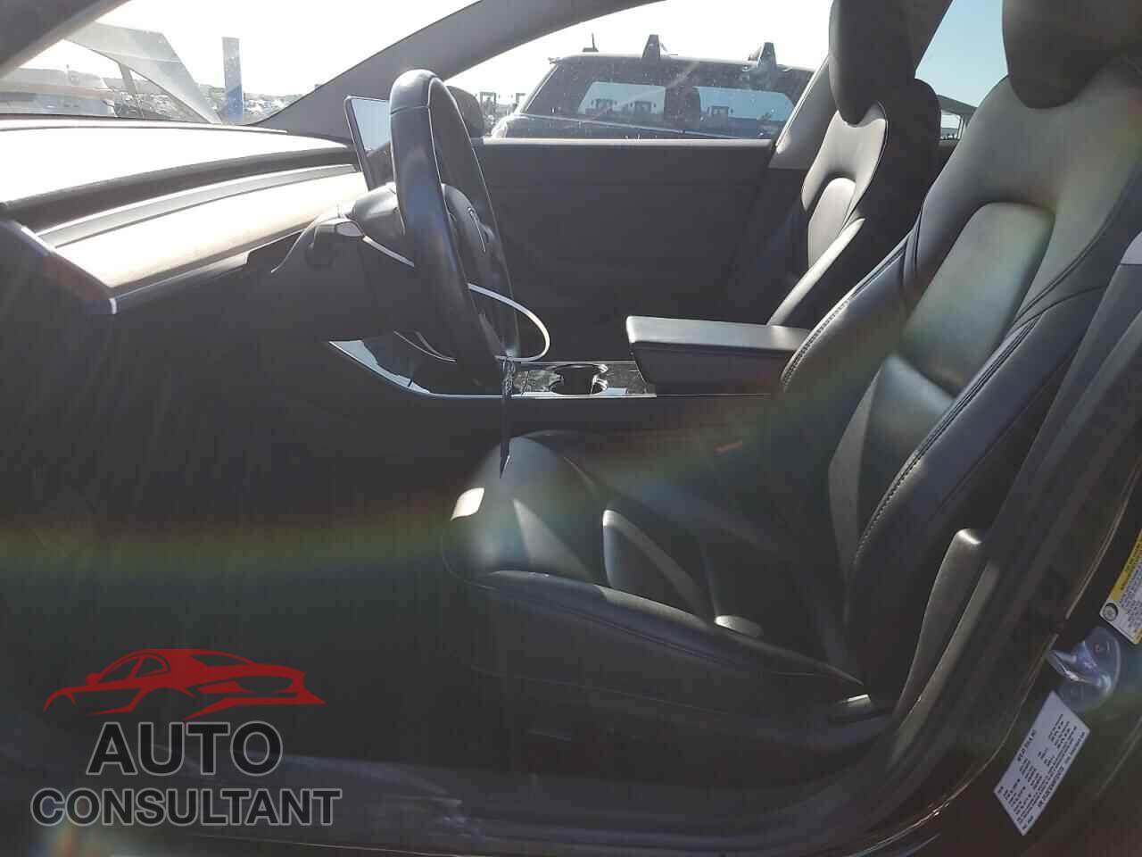 TESLA MODEL 3 2019 - 5YJ3E1EA4KF324773