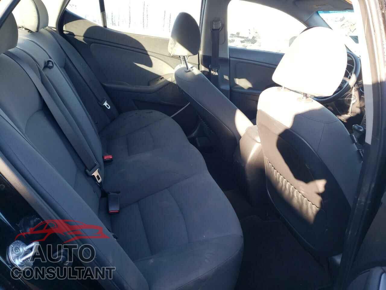 KIA OPTIMA 2015 - KNAGM4A78F5657000