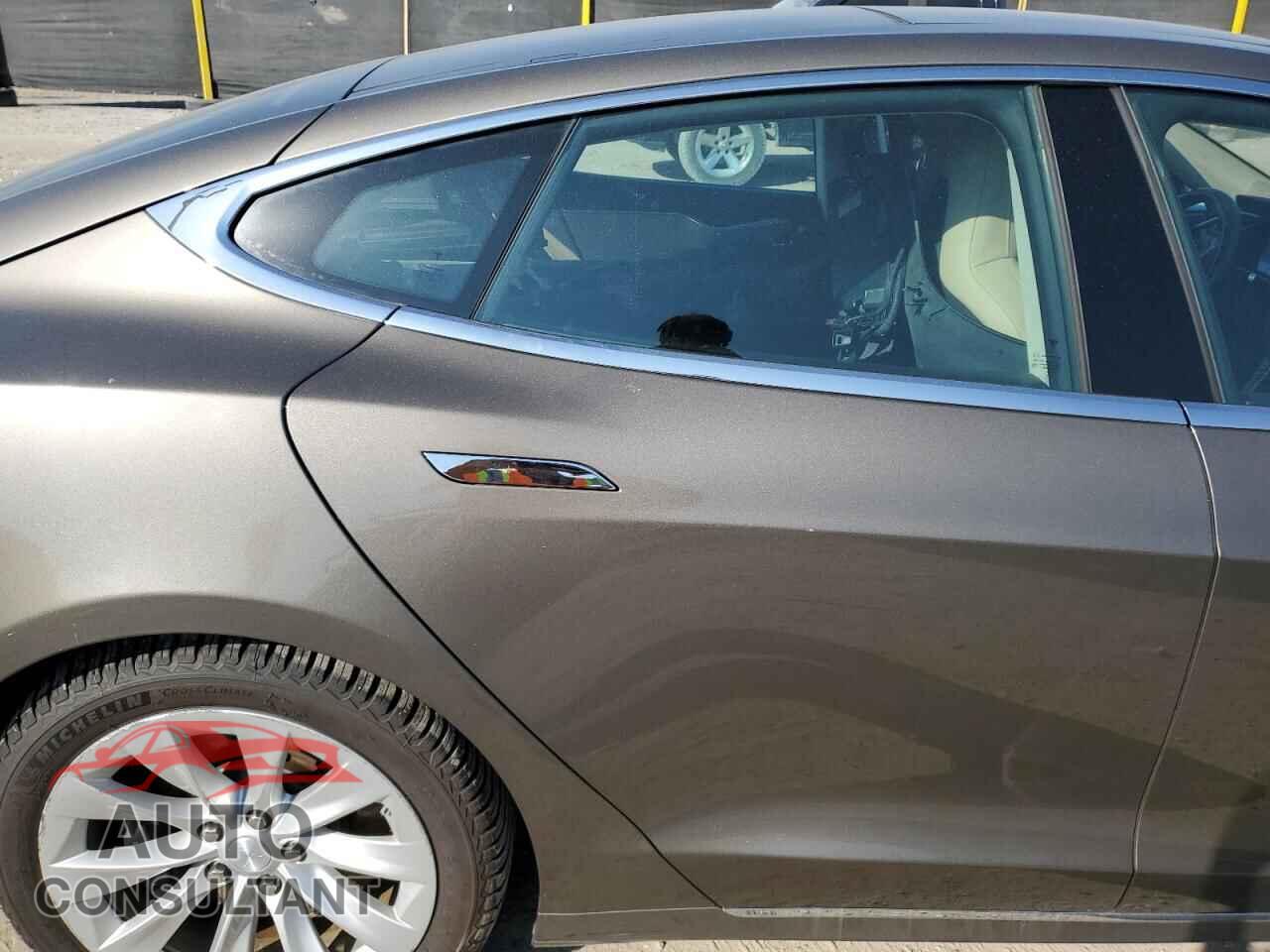 TESLA MODEL S 2016 - 5YJSA1E26GF148395