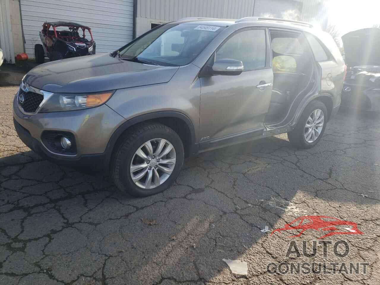 KIA SORENTO 2011 - 5XYKUDA20BG038572