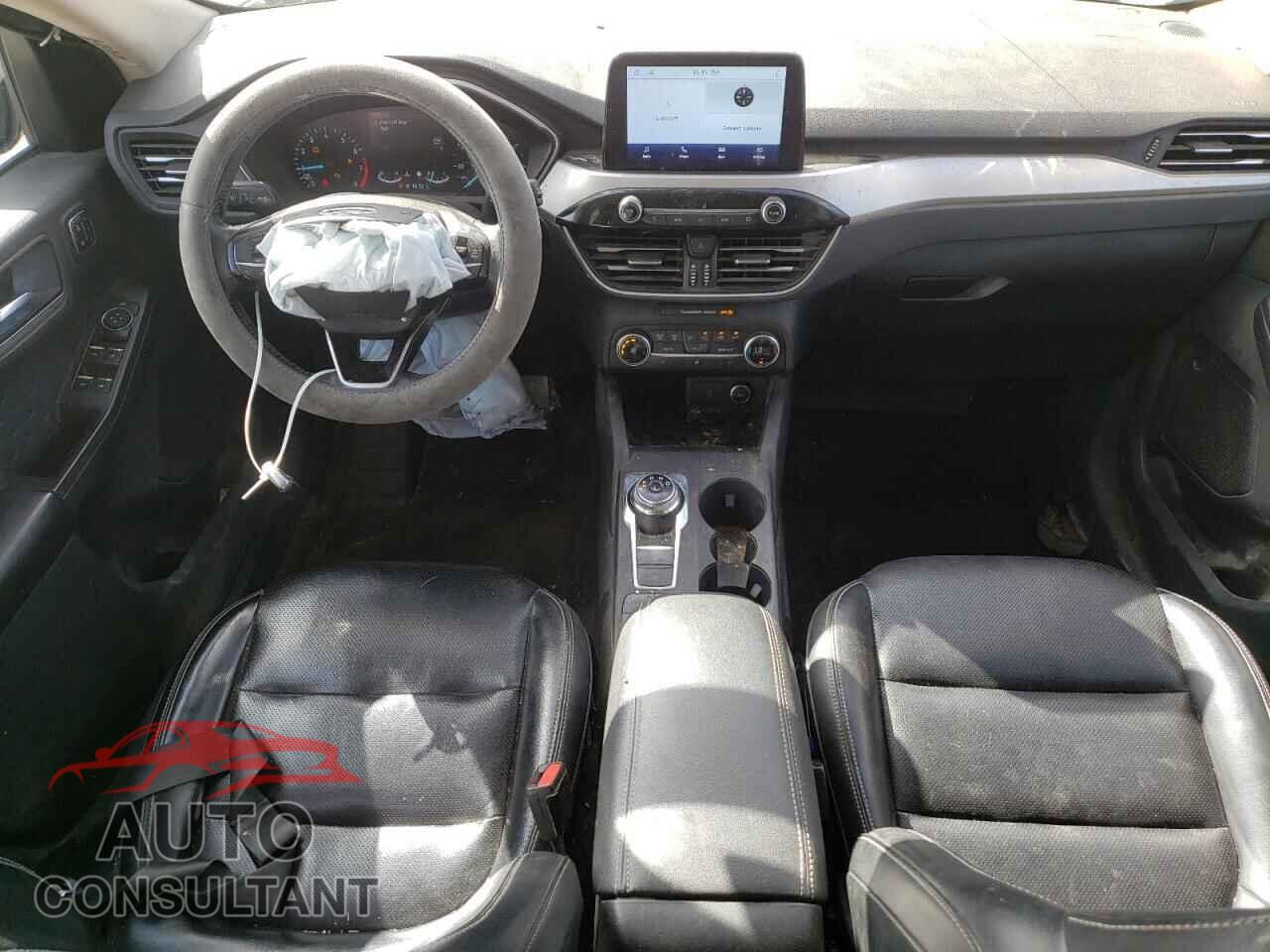 FORD ESCAPE 2020 - 1FMCU0H61LUA15058