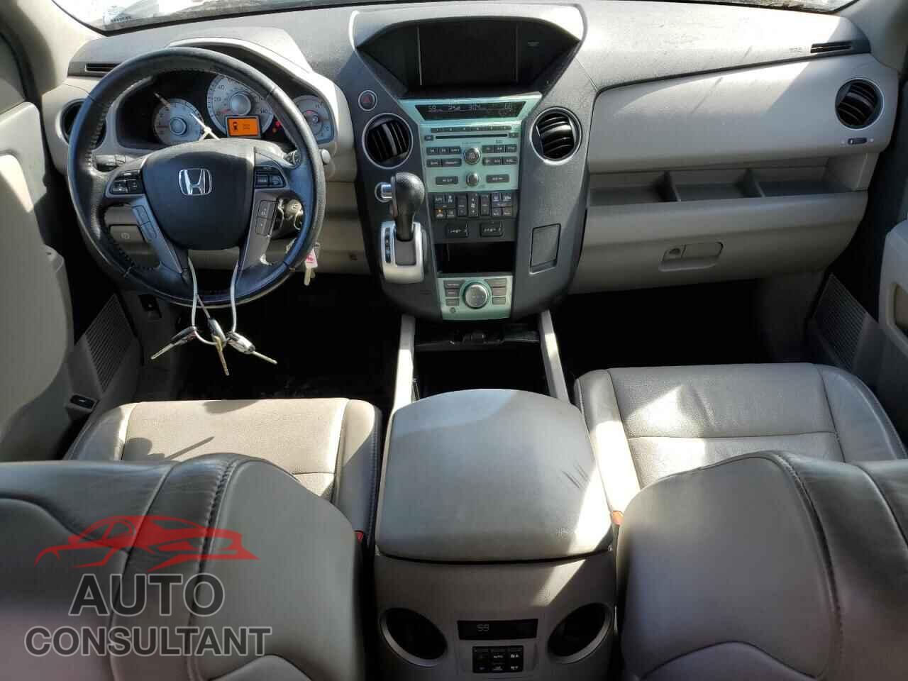 HONDA PILOT 2011 - 5FNYF4H73BB094681