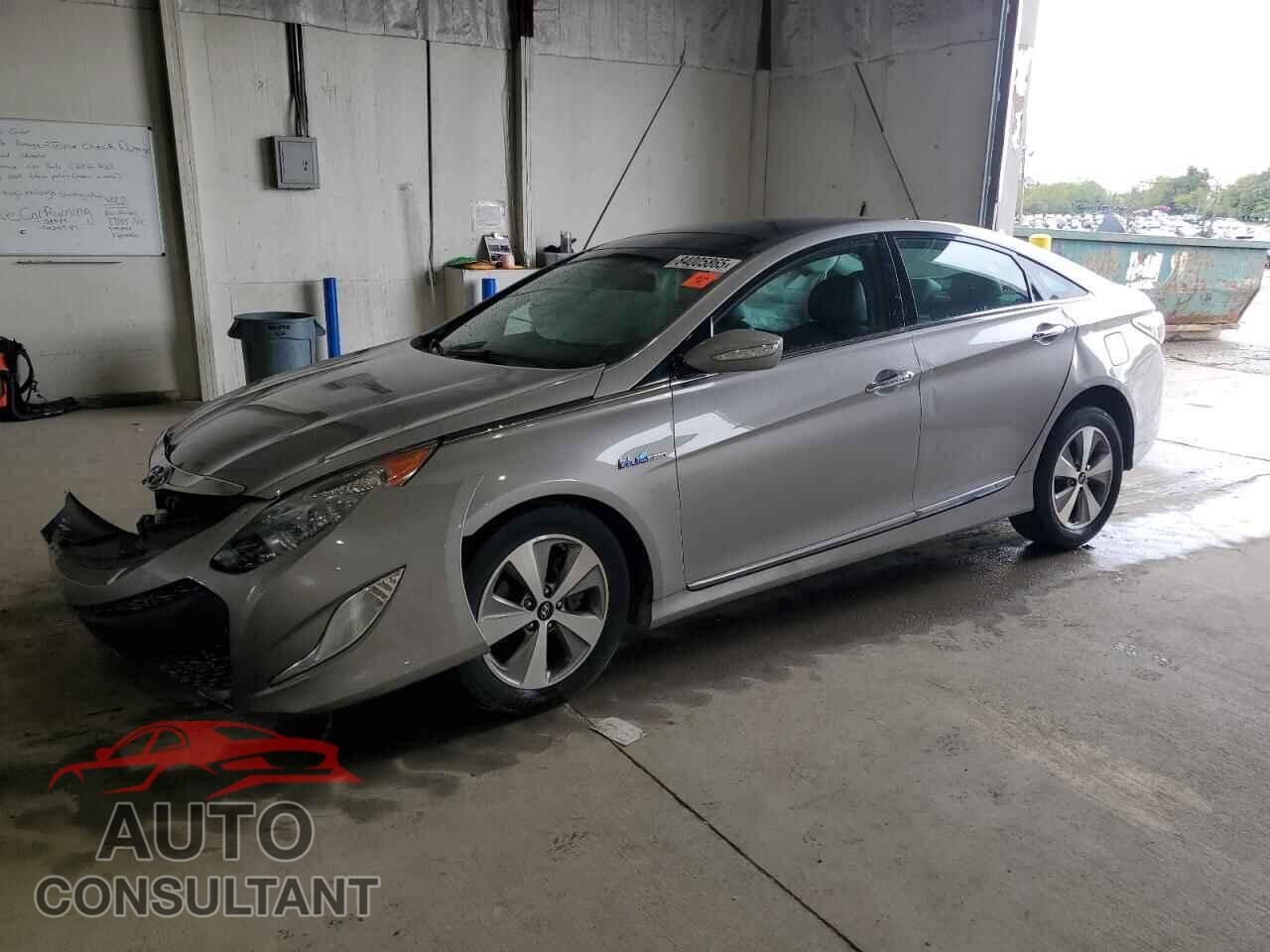 HYUNDAI SONATA 2012 - KMHEC4A48CA041640