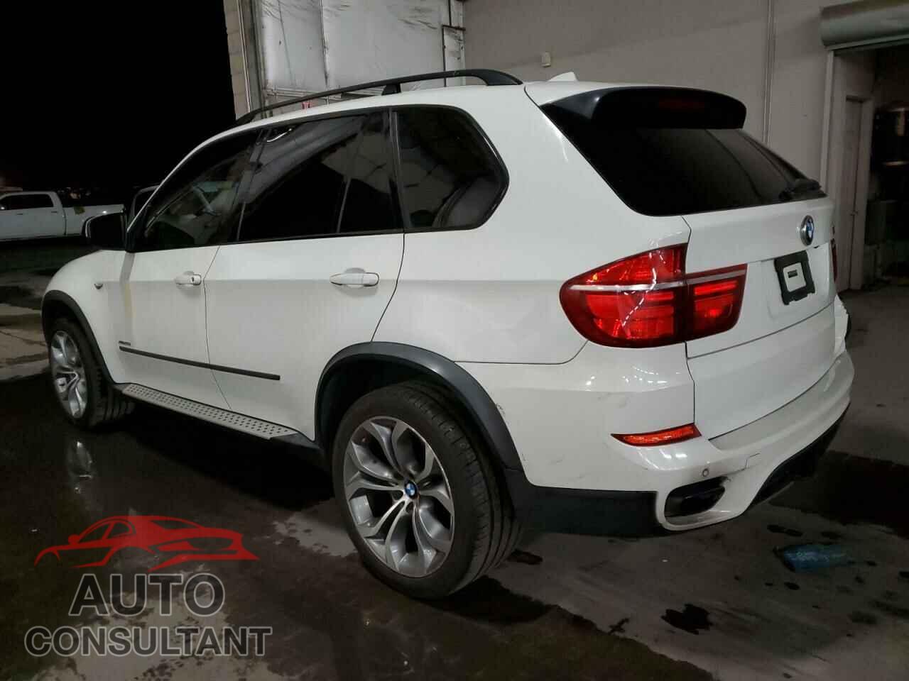 BMW X5 2011 - 5UXZV8C56BL418075