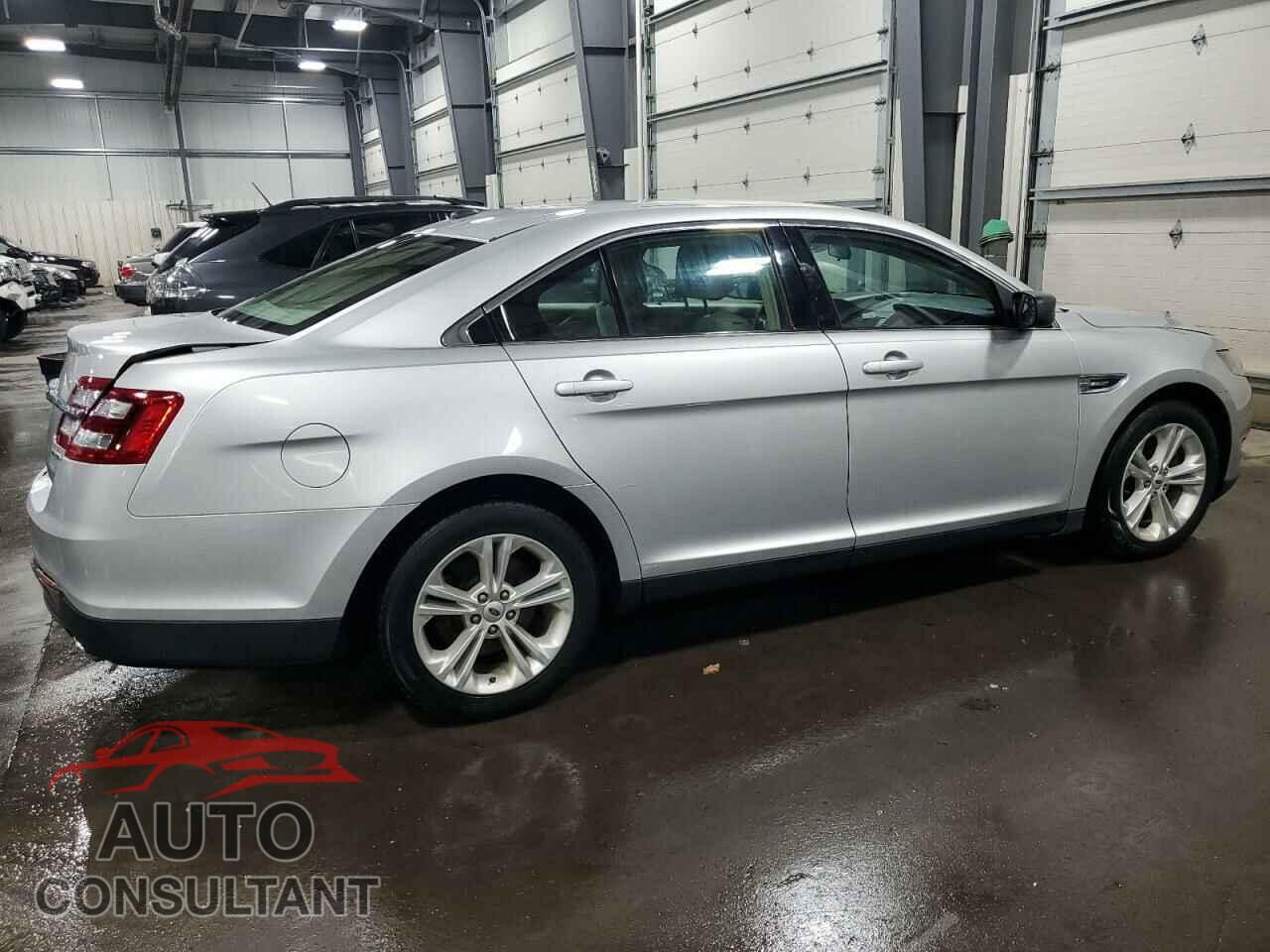 FORD TAURUS 2016 - 1FAHP2D88GG122011