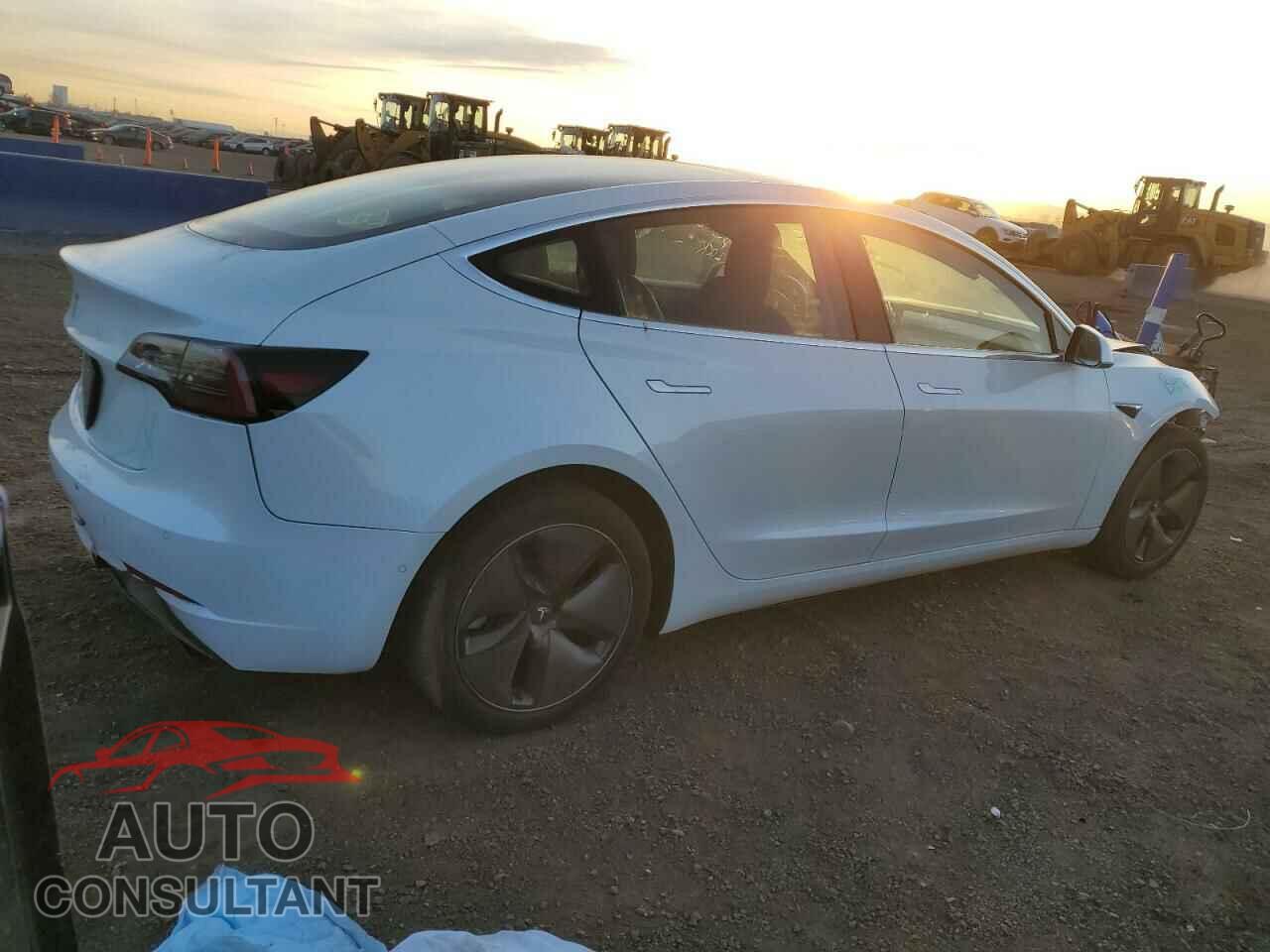TESLA MODEL 3 2020 - 5YJ3E1EA7LF659141