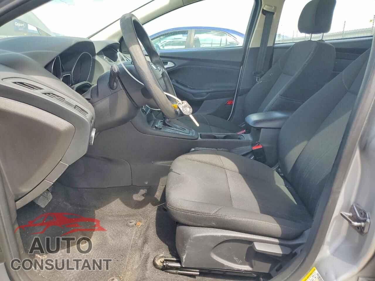 FORD FOCUS 2016 - 1FADP3F21GL272465