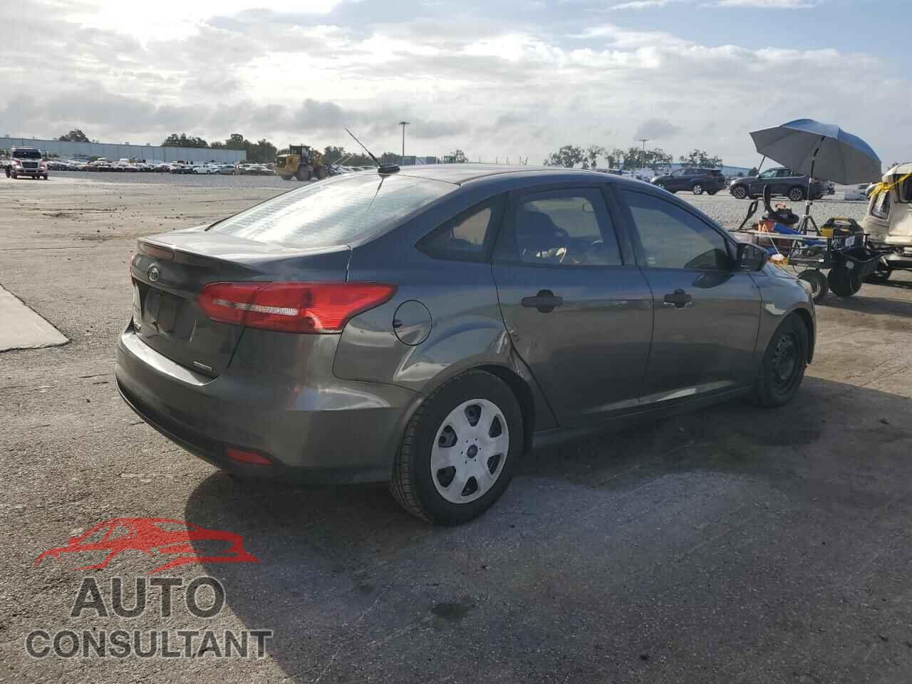 FORD FOCUS 2016 - 1FADP3E28GL296621