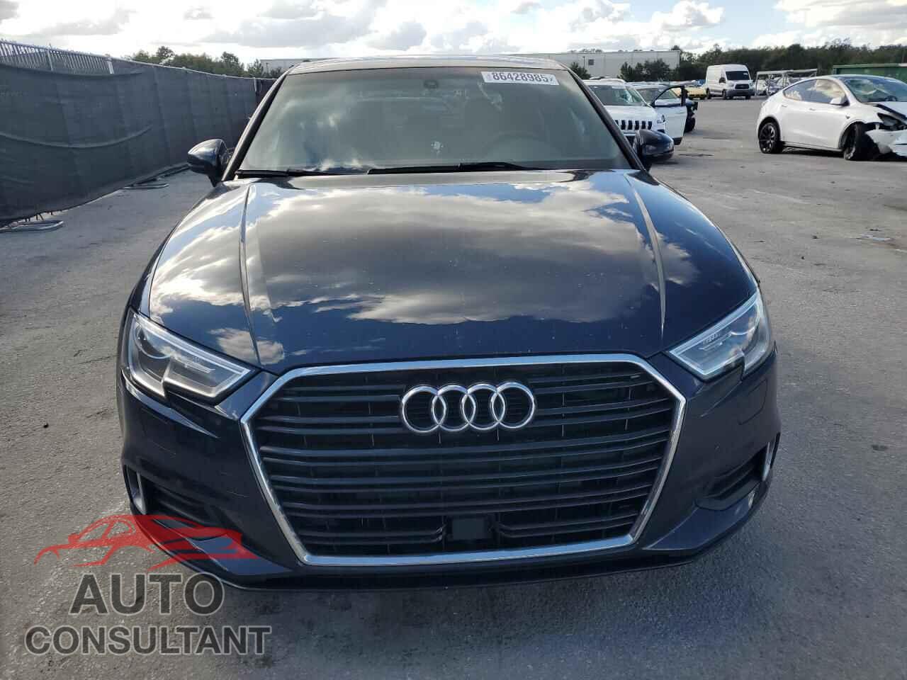 AUDI A3 2018 - WAUAUGFF3J1035315