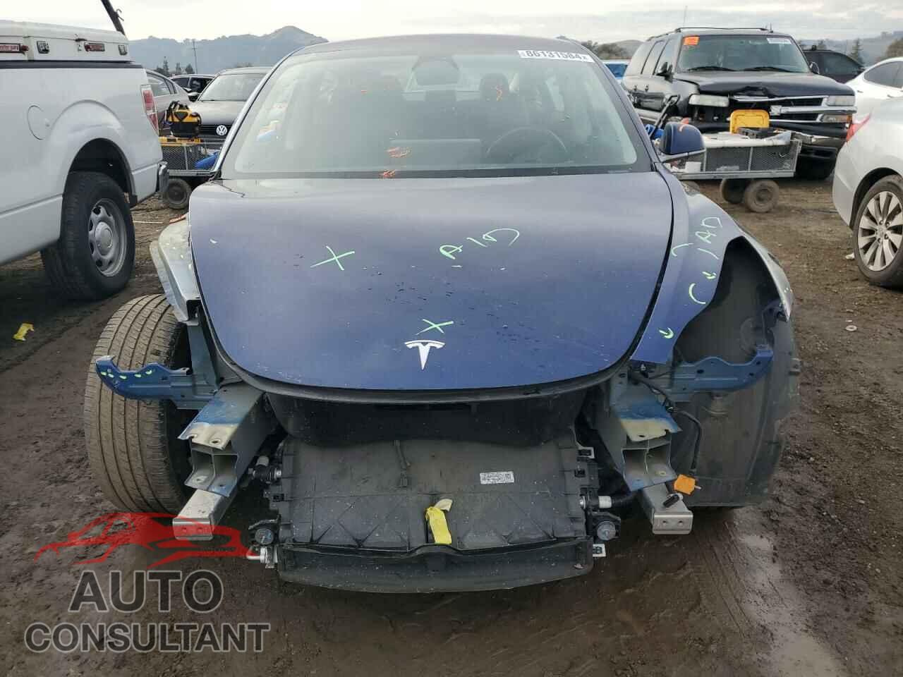 TESLA MODEL 3 2018 - 5YJ3E1EA5JF011813