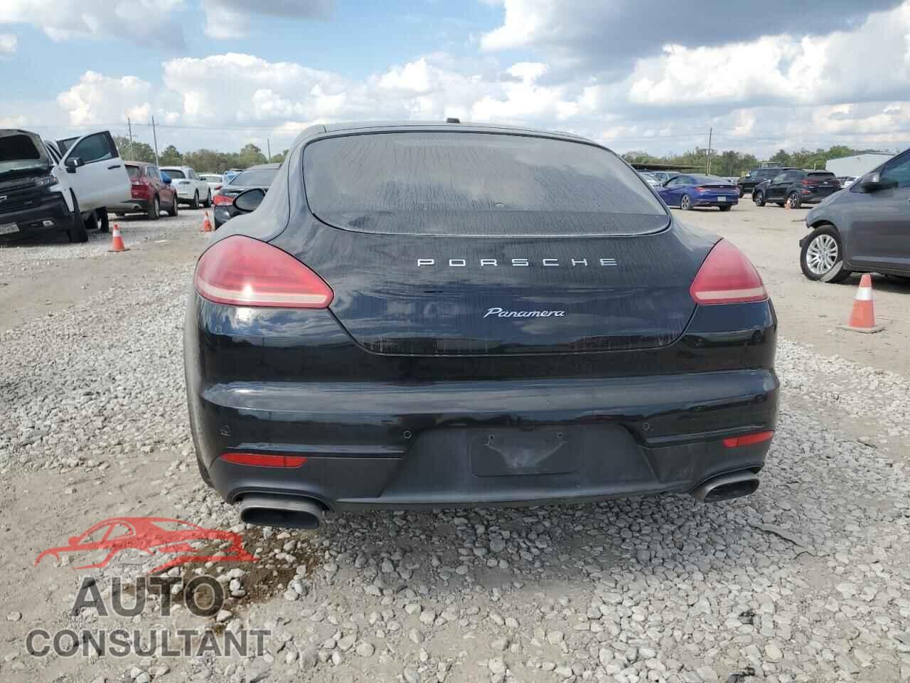 PORSCHE PANAMERA 2014 - WP0AA2A75EL008447