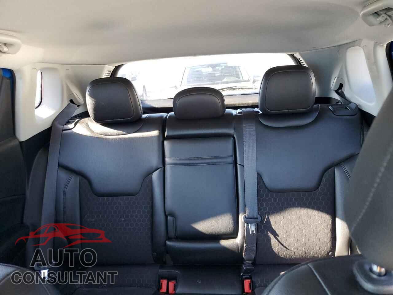 JEEP COMPASS 2018 - 3C4NJDBBXJT323940
