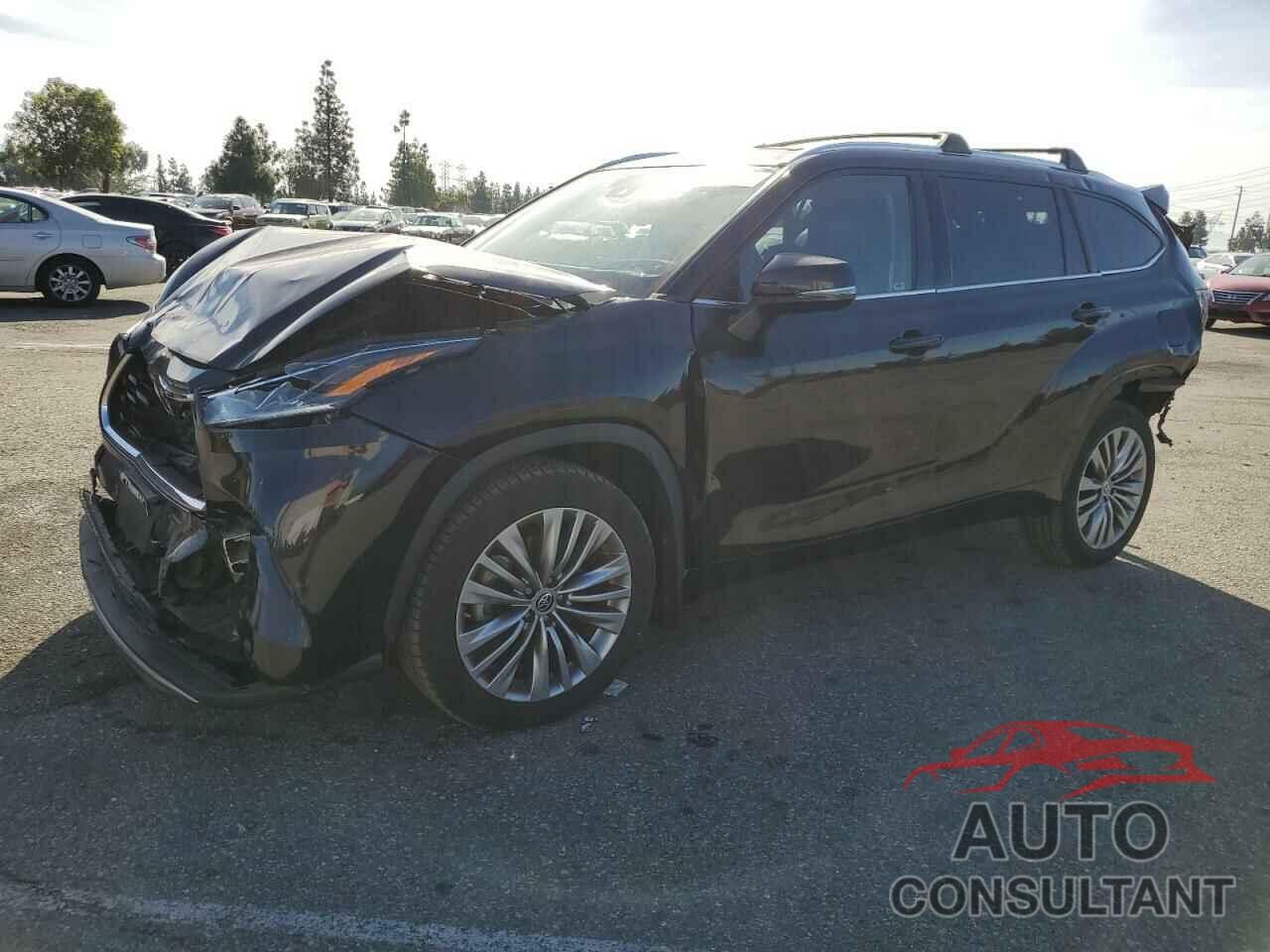 TOYOTA HIGHLANDER 2022 - 5TDFZRAH5NS139103