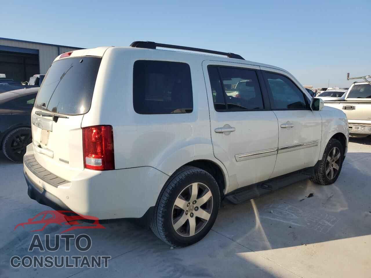 HONDA PILOT 2013 - 5FNYF3H94DB006350