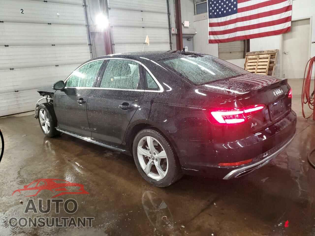 AUDI A4 2019 - WAUDNAF40KN019976