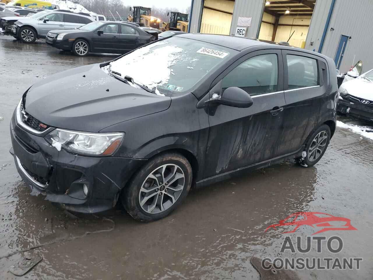 CHEVROLET SONIC 2019 - 1G1JD6SB7K4139198