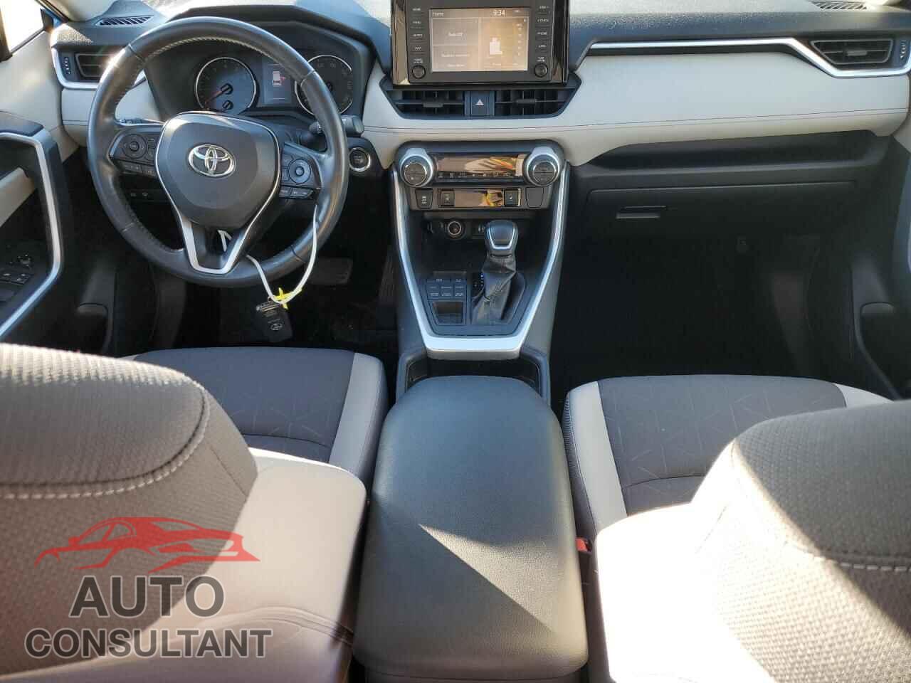 TOYOTA RAV4 2019 - JTMP1RFV9KD027390
