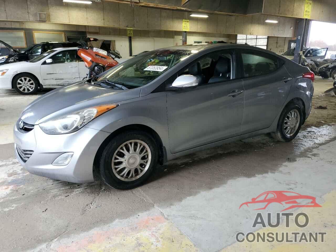 HYUNDAI ELANTRA 2013 - KMHDH4AE3DU941450