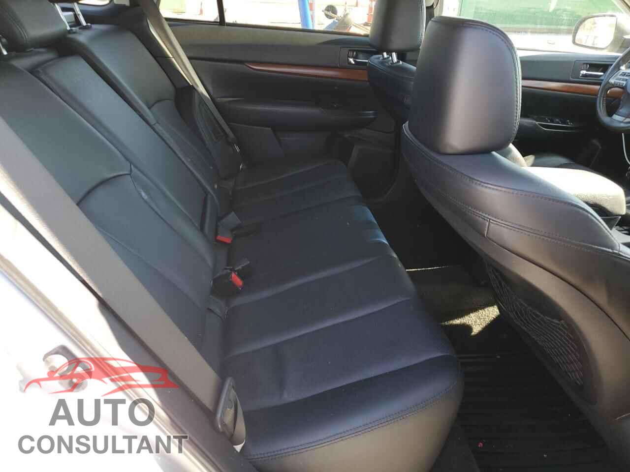 SUBARU OUTBACK 2013 - 4S4BRCLC0D3285904