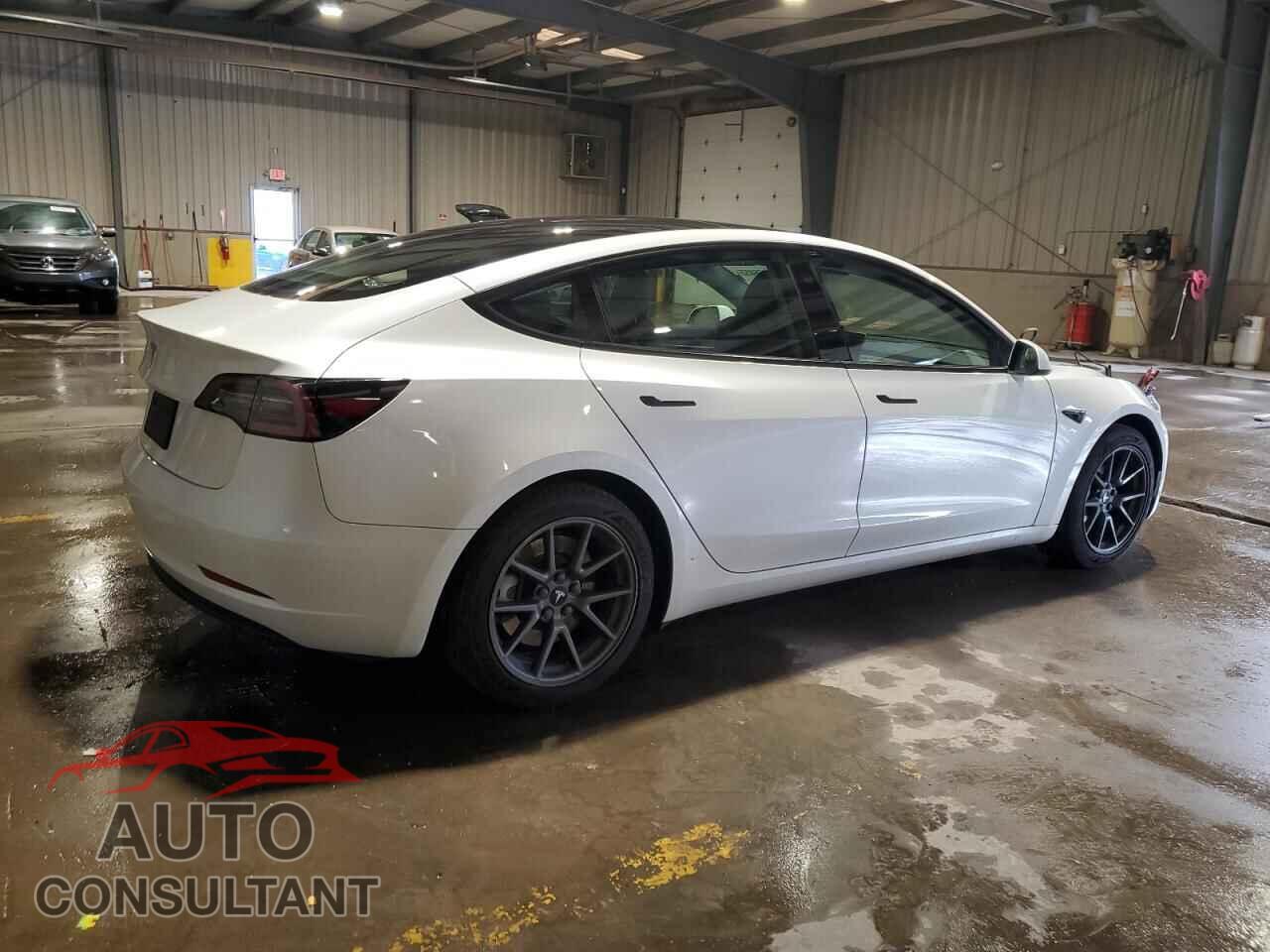 TESLA MODEL 3 2023 - 5YJ3E1EA4PF549296