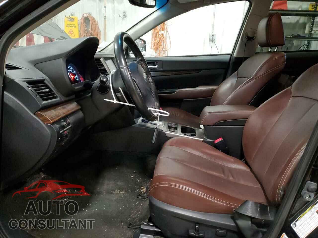 SUBARU OUTBACK 2013 - 4S4BRCSC8D3247032