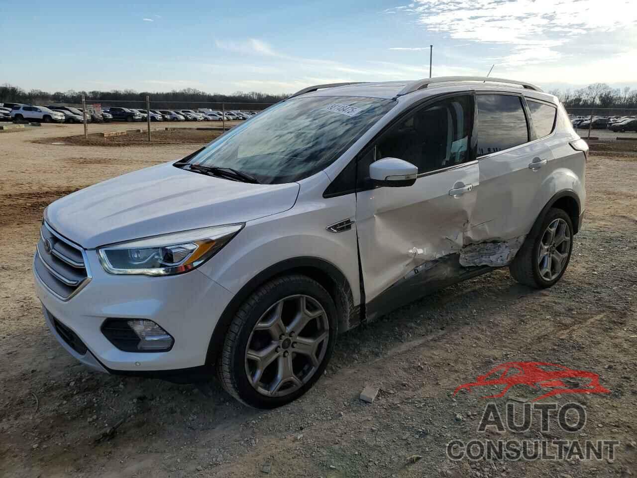 FORD ESCAPE 2017 - 1FMCU0J94HUC18036